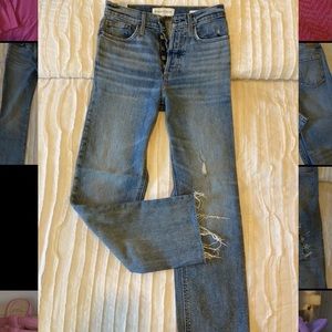 ARITZIA Denim Forum Arlo high rise straight jean